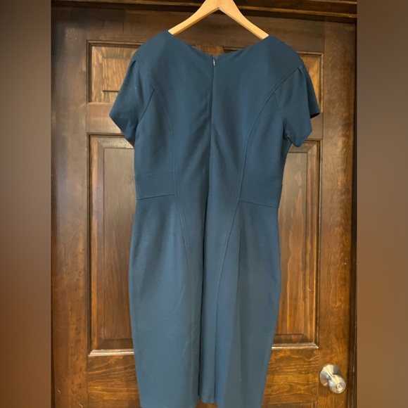 Gorgeous Laundry by Shelli Segal Dress (Stone Blue) - Picture 3 of 5